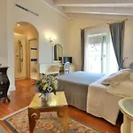 Globus Hotel