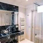 Globus 4*