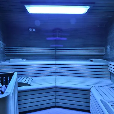 Globus, Sure Collection By Western 4* Milano Marittima