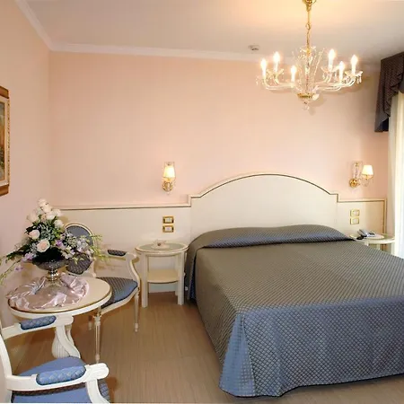 Hotel Globus