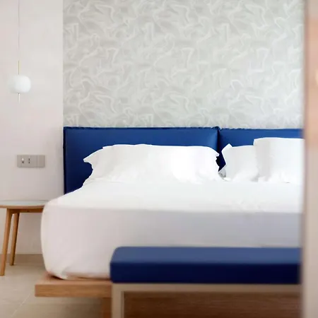 Globus, Sure Collection By Western Milano Marittima