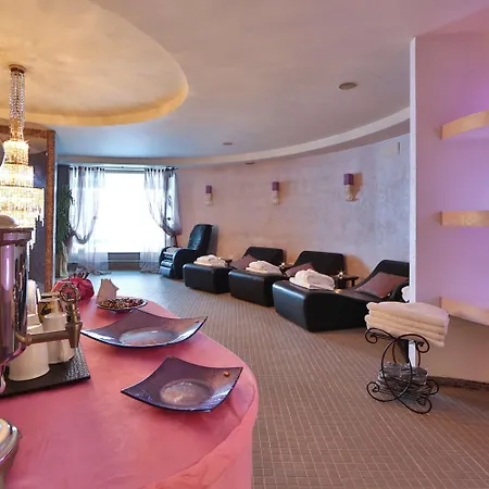 Globus Hotel