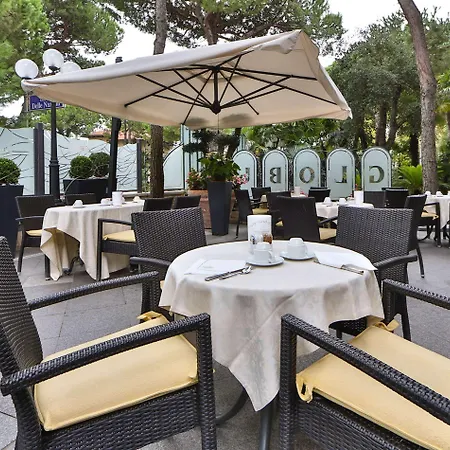 Globus Hotel 4*