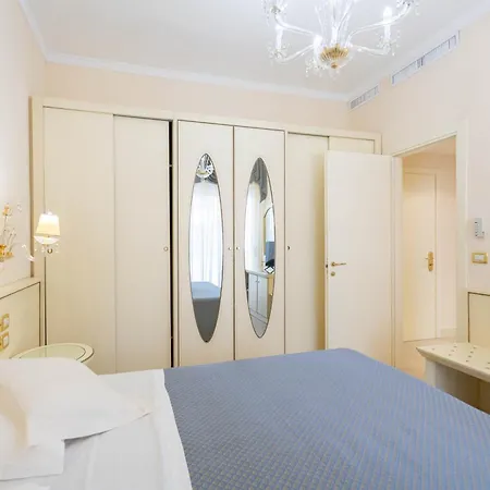 Hotel Globus