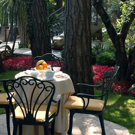 Globus, Sure Collection By Western 4*