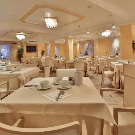 Globus, Sure Collection By Western